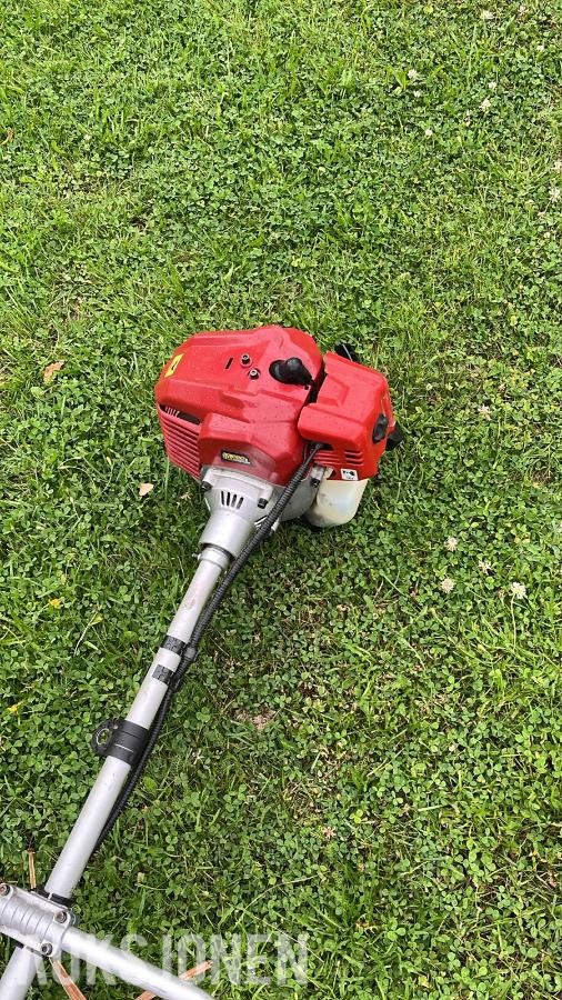 Meec Tools bensindrevet ryddesag / gresstrimmer med tilbehør